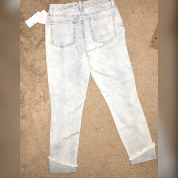 ❣️SALE❣️NWT High Waisted Skinny Crop Jeans - Picture 3 of 4